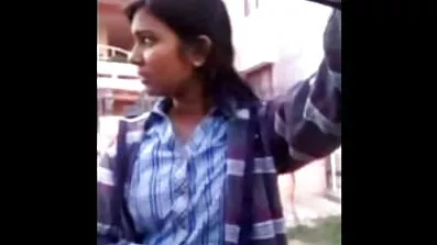 অবিশ্বাস্যভাবে পাগল বেলেল্লাপনা সাহসী ইংলিশ নিউ সেক্স ভিডিও ছেলেদের দ্বারা নির্দেশিত হয়