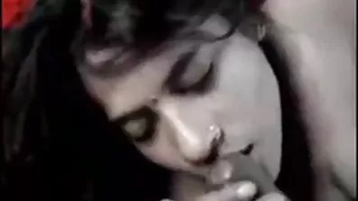 ক্রমশ ইংলিশ ভিডিও সেক্স গতি বাড়িয়ে মেয়েদের এক বিন্দু কাঁদায়।