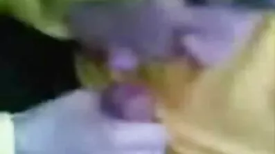 সেক্সি bbw তার বন্ধুকে ইংলিশ সেক্স ভিডিও ইংলিশ সেক্স ভিডিও চুদতে সাহায্য করেছিল।