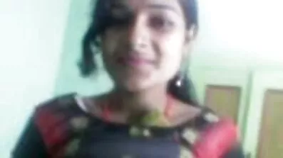 বস উৎসাহের সাথে চার ইংলিশ সেক্স ভিডিও ডট কম চোখওয়ালা সেক্রেটারিকে মারেন।