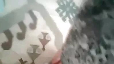 নগ্ন ইংলিশ সেক্স ভিডিও হট সৌন্দর্য তার ভগ সঙ্গে ক্ষীর মোরগ অবতরণ